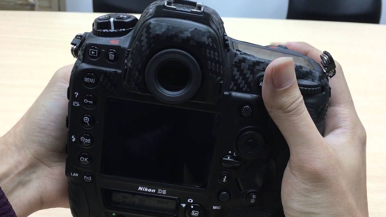 Nikon D5 12fps/14fps continuous shooting