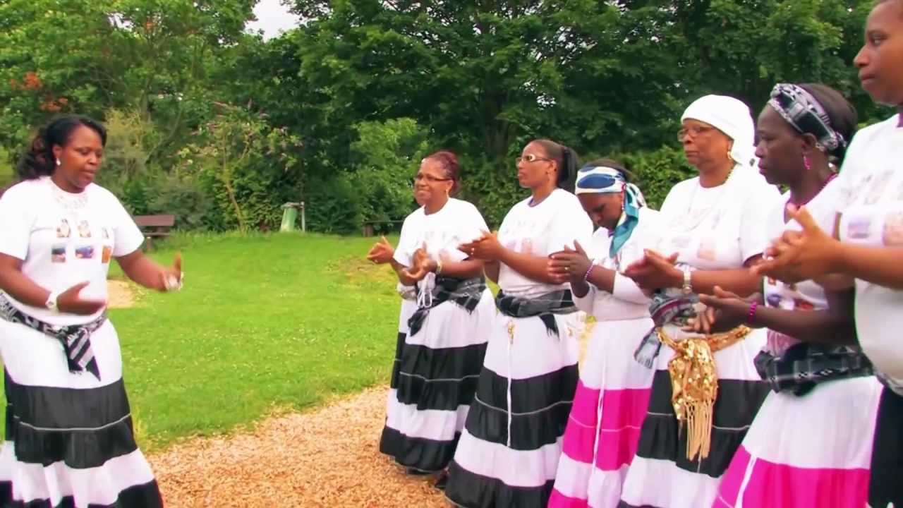 EUFRAZIA DI AMBROZINA - HOMEM PÉ DI FERRO (official HD) 2012