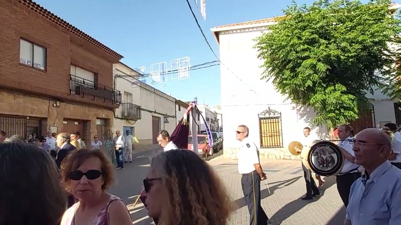 Procesion del nombramiento de la Abuela Santa Ana como alcaldesa honorífica perpetua de Pedernoso