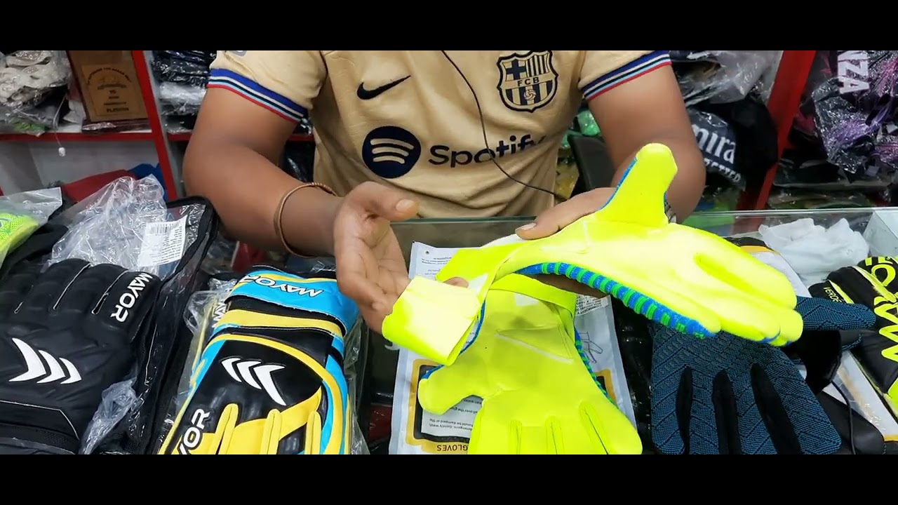 Best Goalkeeping Gloves for all the football players