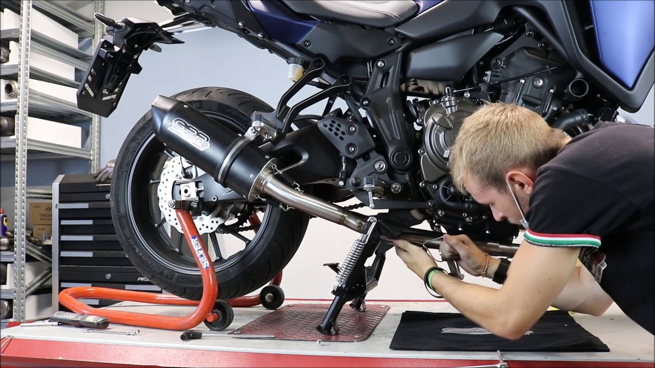 SCARICO GPR ISTRUZIONI YAMAHA TRACER 700 2020 GPR FITTING INSTRUCTION