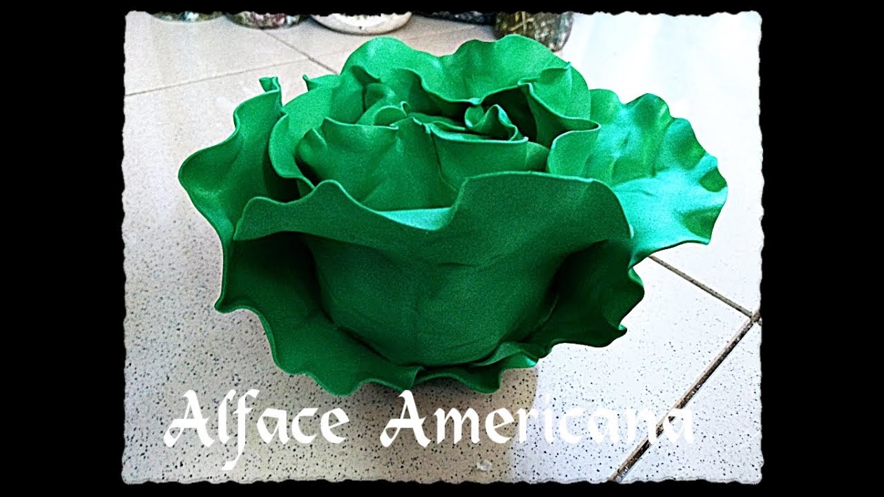 Alface Americana feita com  EVA  sem Frizador.