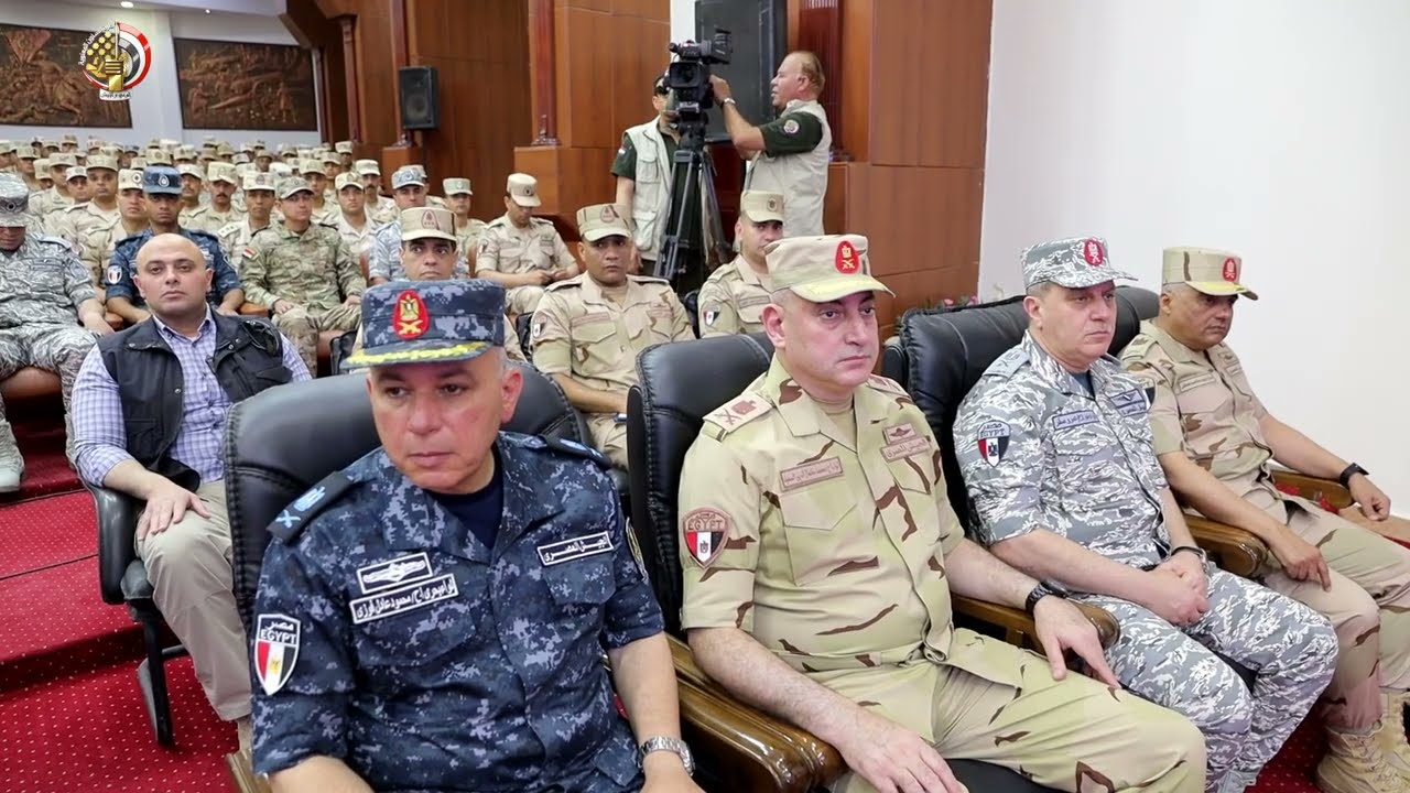 رئيس الأركان يتفقد المنظومة التعليمية بمعهد ضباط الصف المعلمين ويلتقى بأعضاء هيئة التدريس والطلبة‎