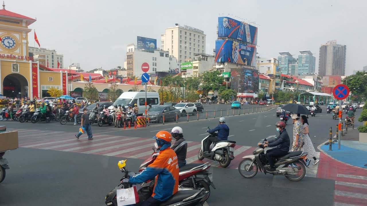 Bus #19, HCMC, Vietnam 