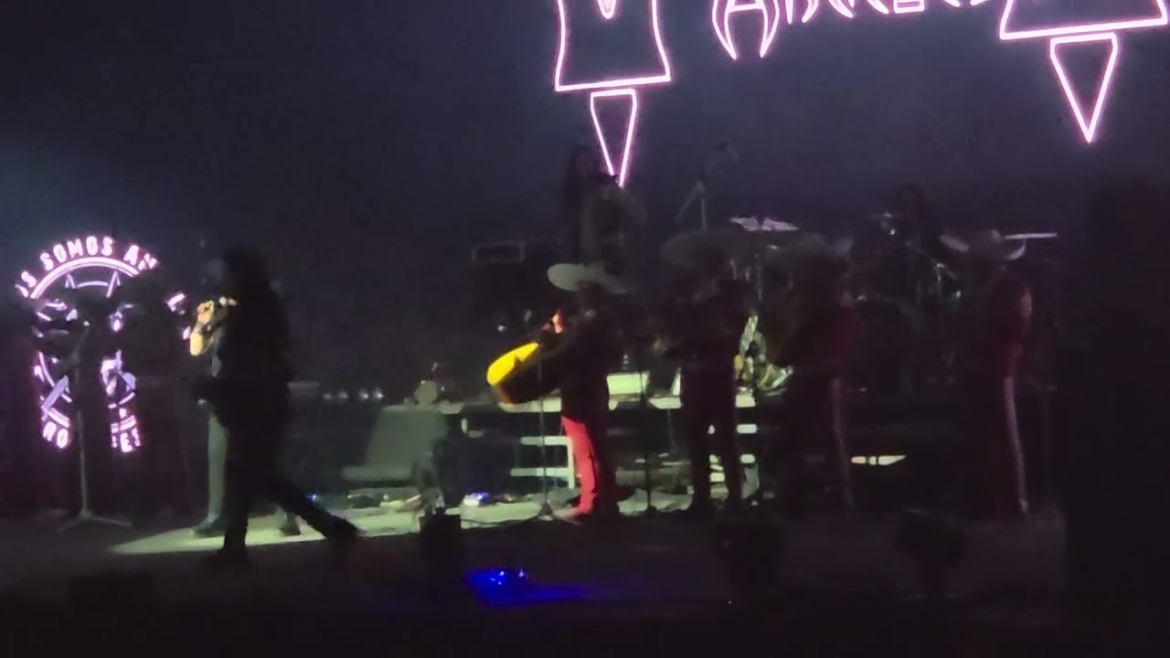 Ángeles del Infierno - Son de la negra (intro) + El rey. Todos somos Ángeles rock fest. Arena CDMX 👿