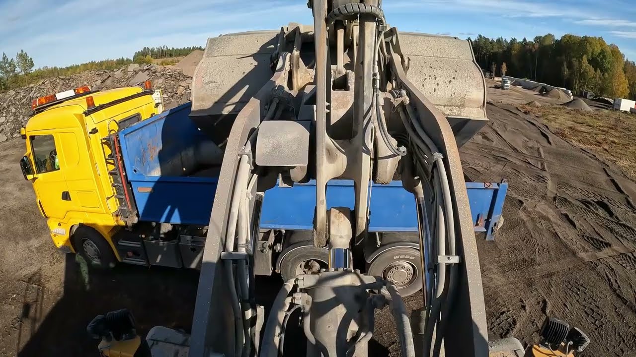 A day at work Volvo L180H wheel loaders