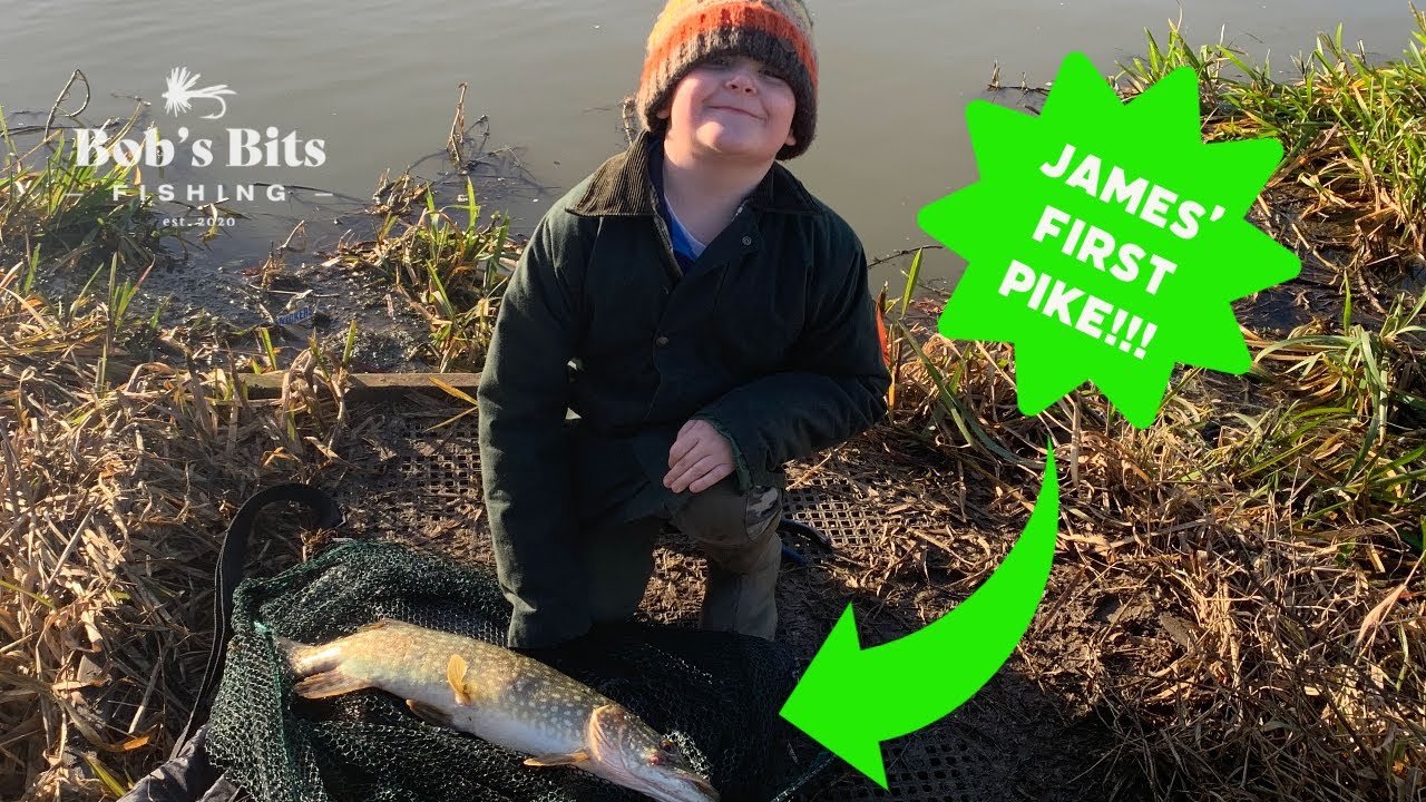 Lure Fishing For Pike on The River Ancholme | James Catching his First Pike