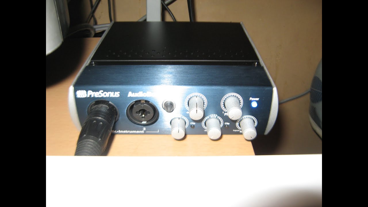Unboxing this! AudioBox 22VSL