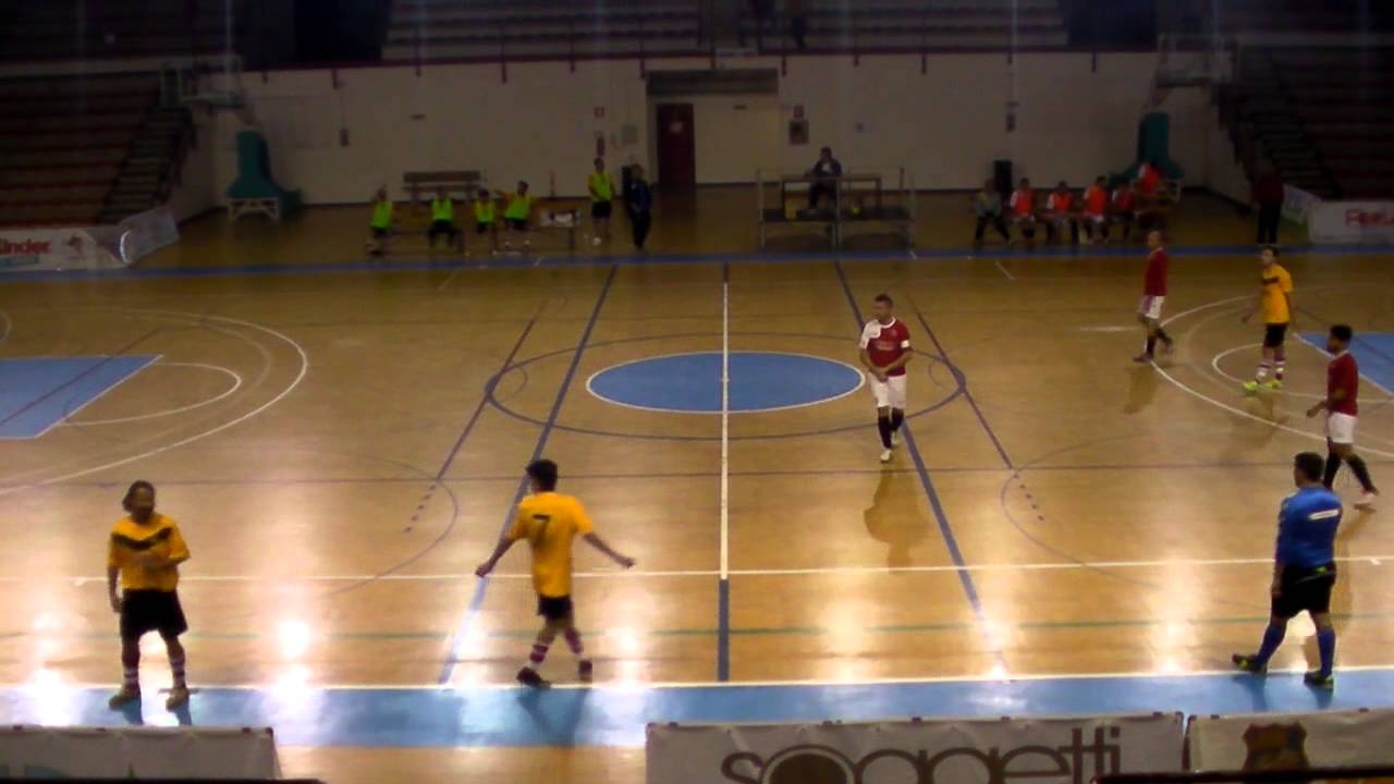 Follonica C5 Vs Arpi Nova Prato