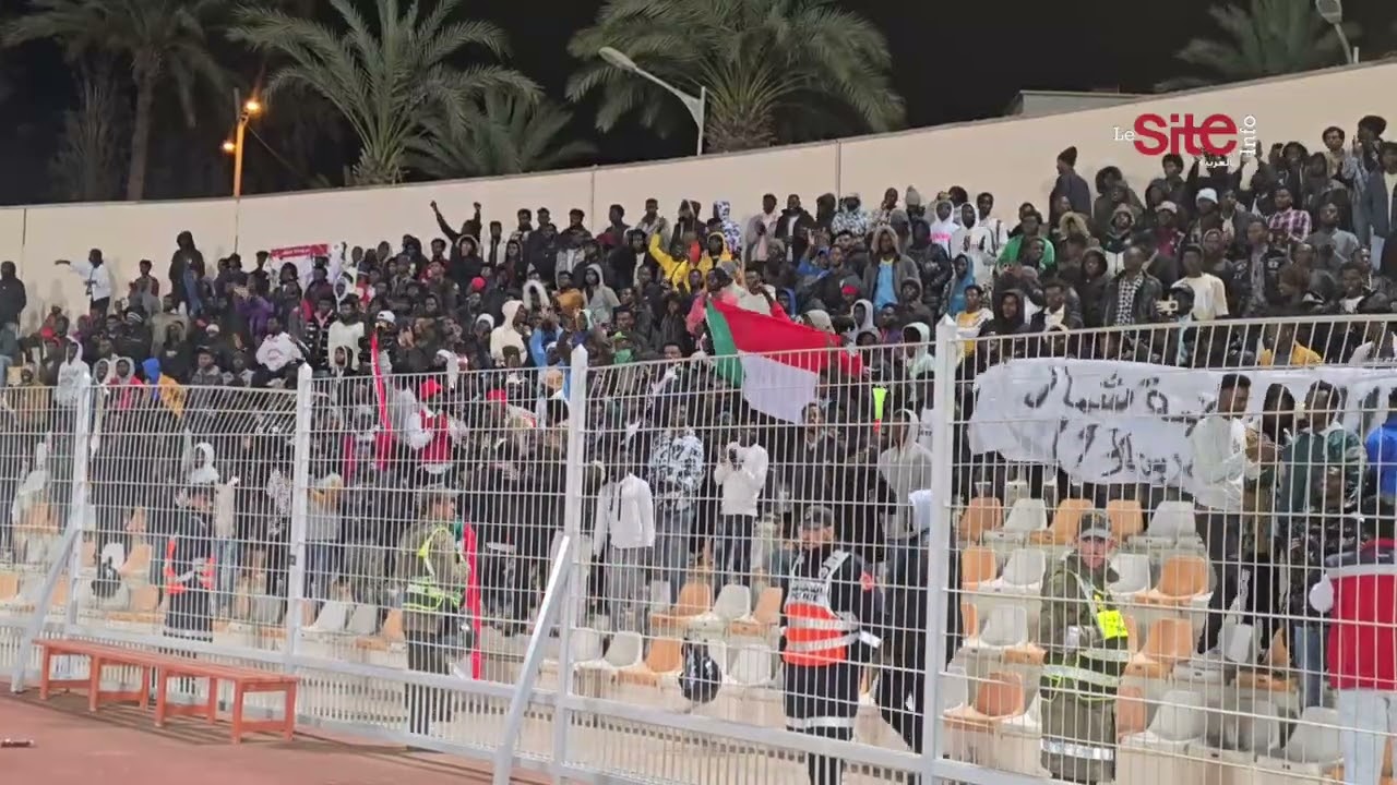 الجماهير السودانية تصنع أجواء خاصة في مباراة نهضة بركان