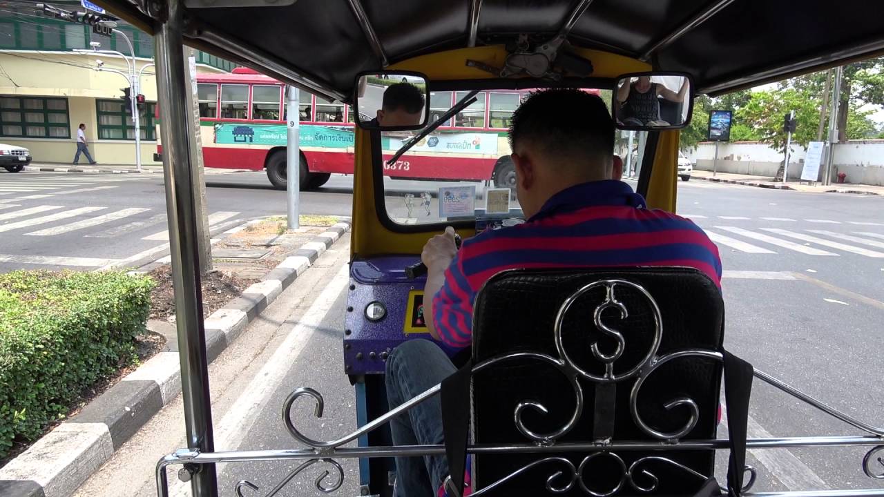 Tuk Tuk Drive in Bangkok