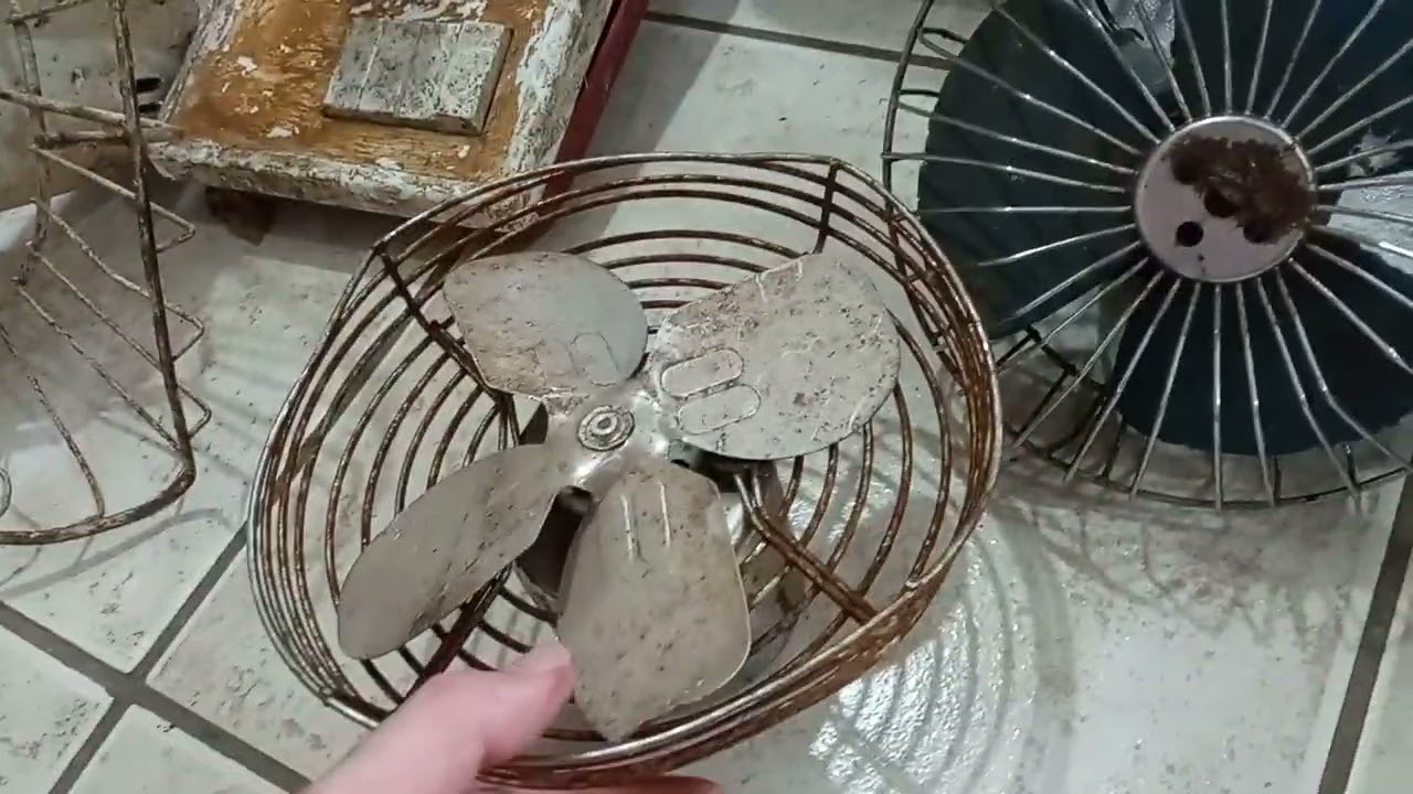 Alguns ventiladores antes da restauração!