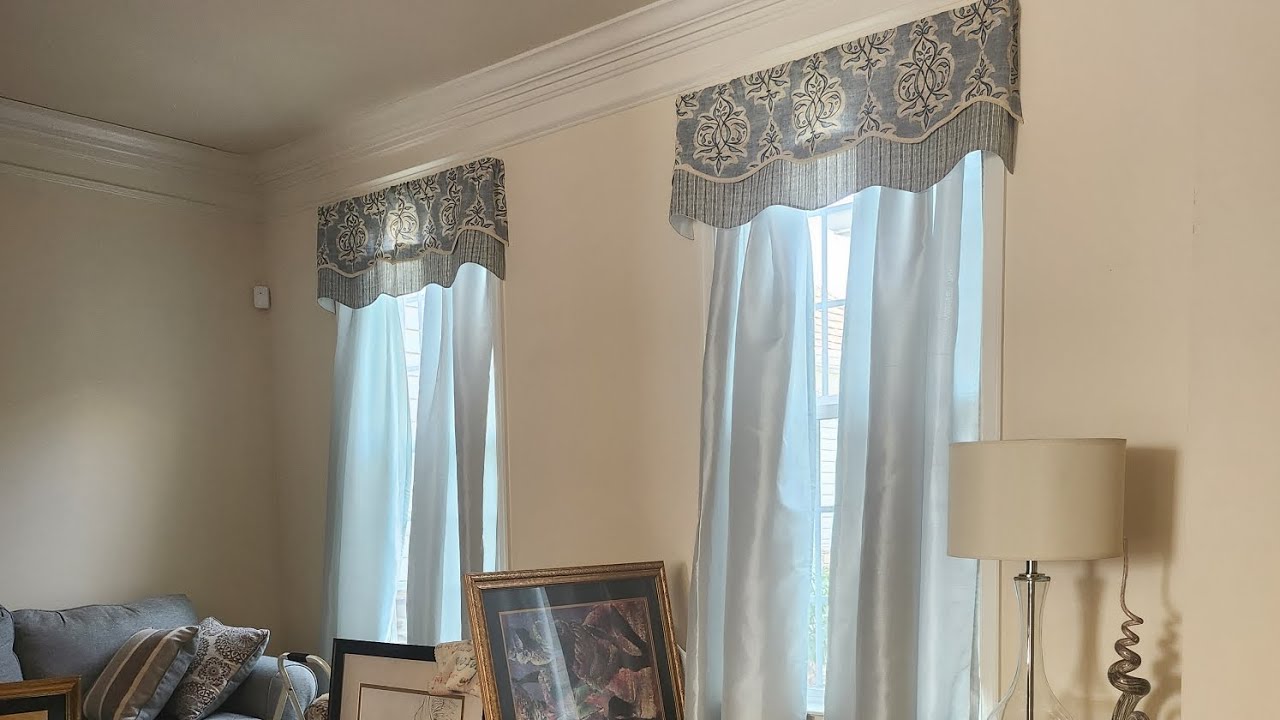 Watch Connie in Her Buns Hang Window Treatments ... Yes, I'm For Hire in Vintage Decorating, lol