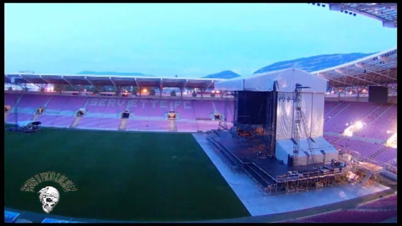johnny hallyday stage setup  timelapse