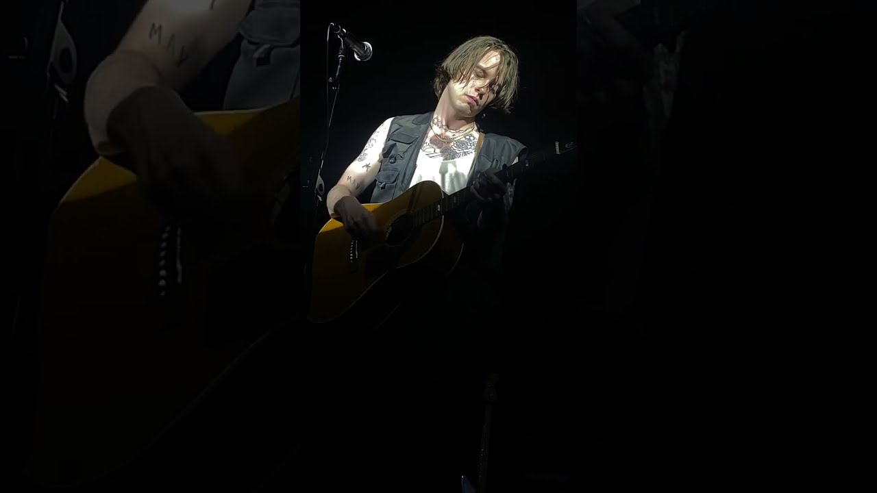 Elias Rønnenfelt, no one else