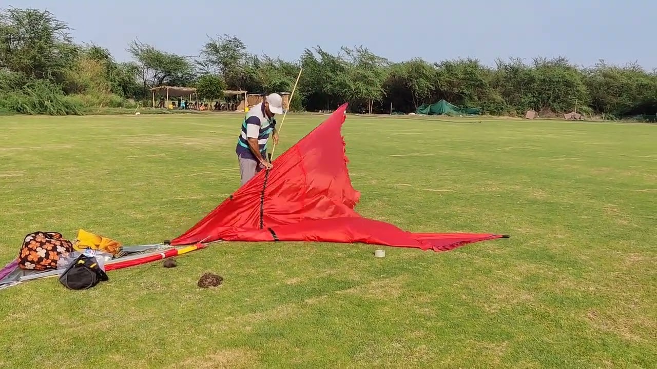 Big Delta Kite Assembling and Flying @mannmeinhaimojmks #kiteflying #patang #boxkite #patang