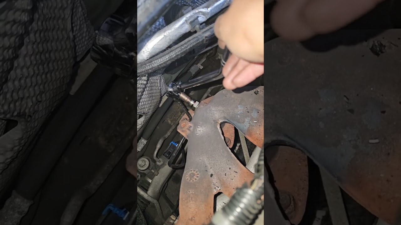 2011 Buick Regal CXL 2.4 (Replacing Upstream 02 Sensor)