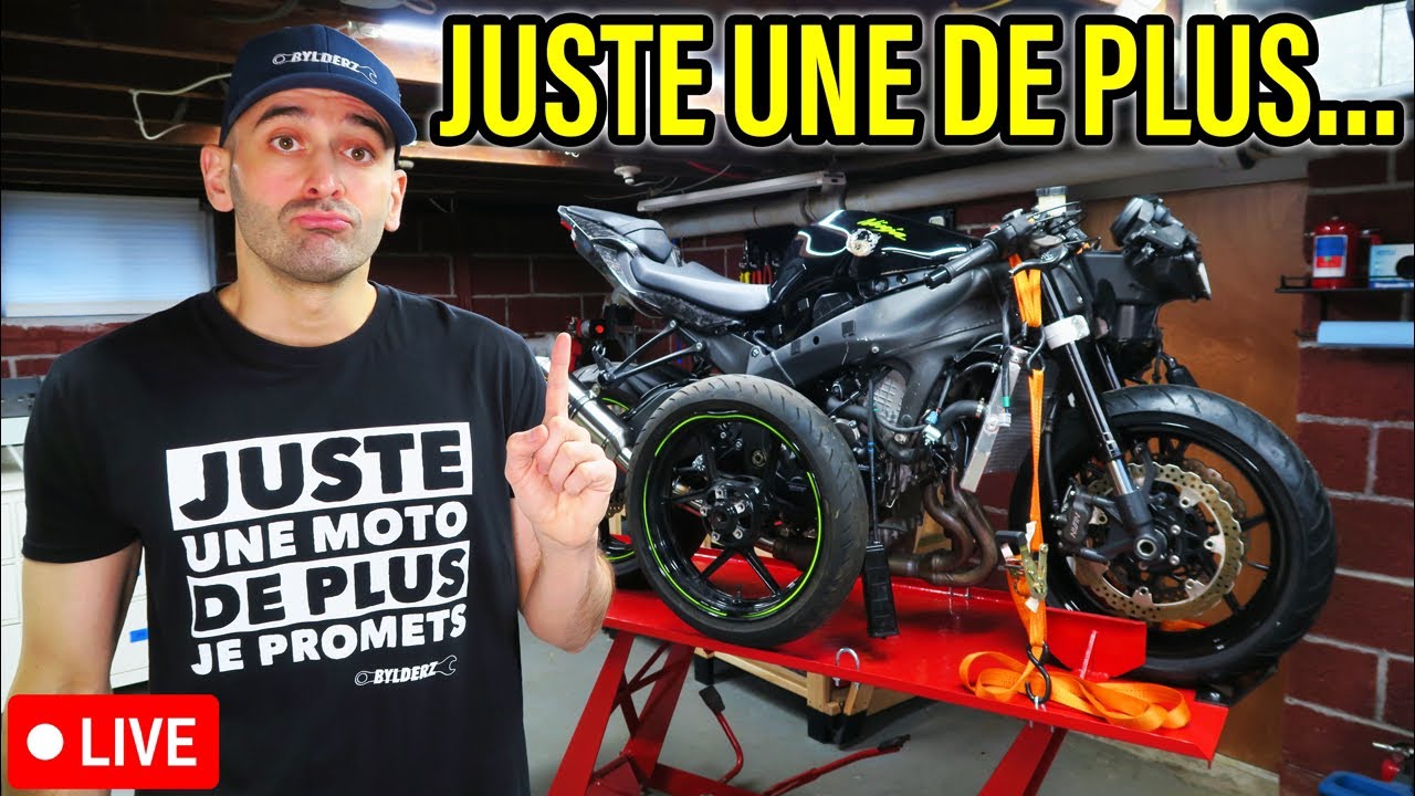 UNE NOUVELLE MOTO À RÉPARER