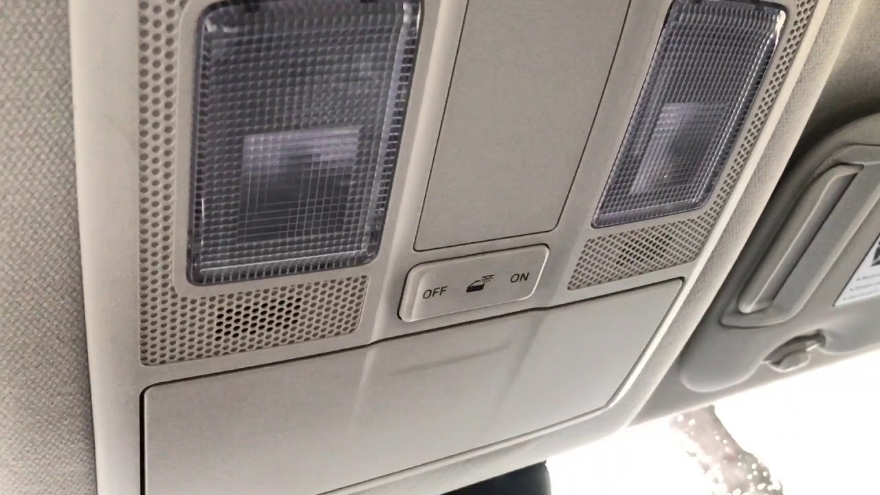 Mazda 3 - Interior lights &ndash; how to turn on/off