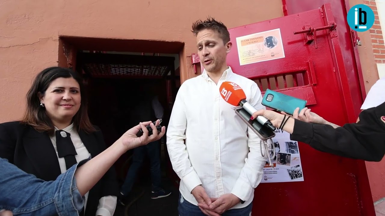 Inauguración exposición en el Toril del Toro Enmaromado