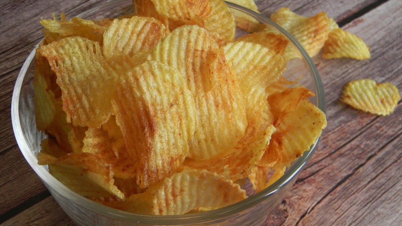 Instant potato chips with secret tip | Make crispy potato chips at home in 5 minutes | आलू के चिप्स
