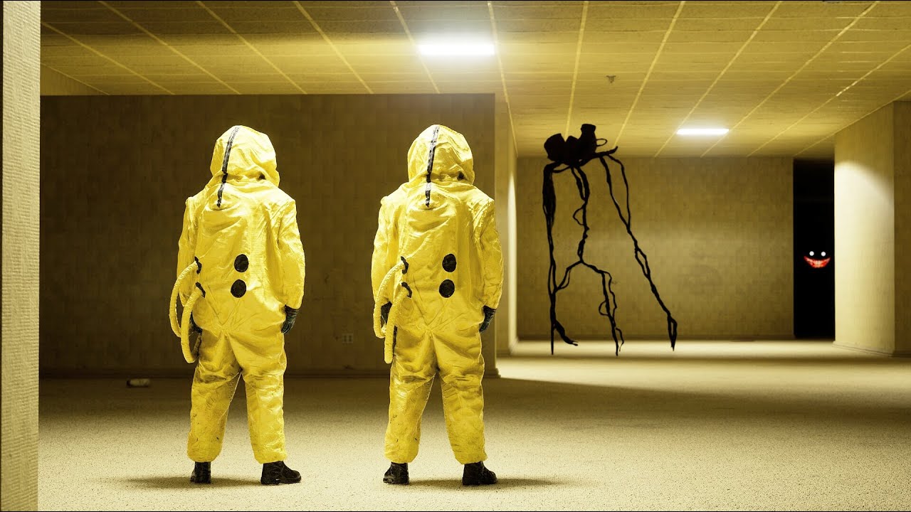 ESCAPE THE BACKROOMS TOGETHER: LEVEL 1