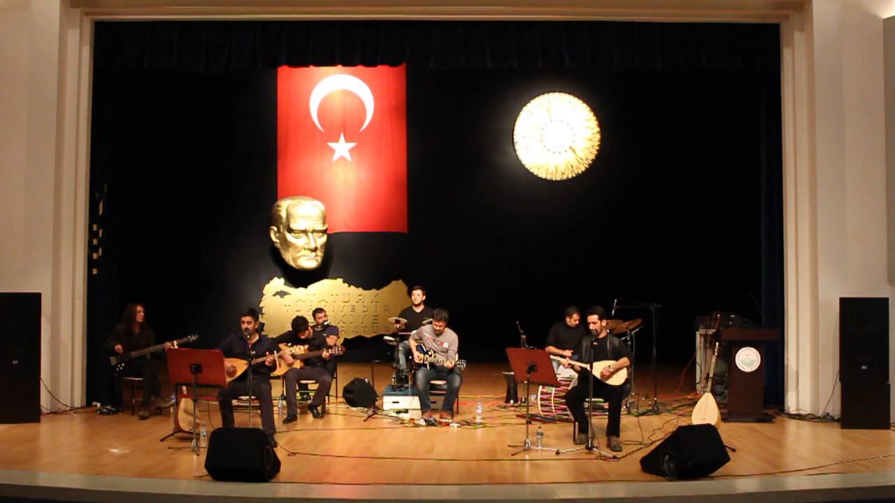 Grup Tezene - Altın y&uuml;z&uuml;ğ&uuml;m kırıldı