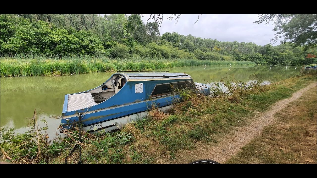 a tour of the dinky goth, our dawncraft dandy