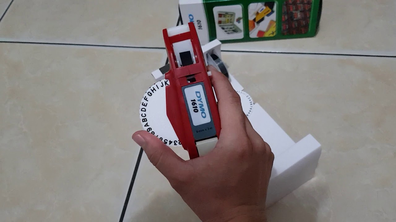 Dymo Emboss Label Maker 1610 untuk membuat Tulisan Angka atau Huruf Timbul