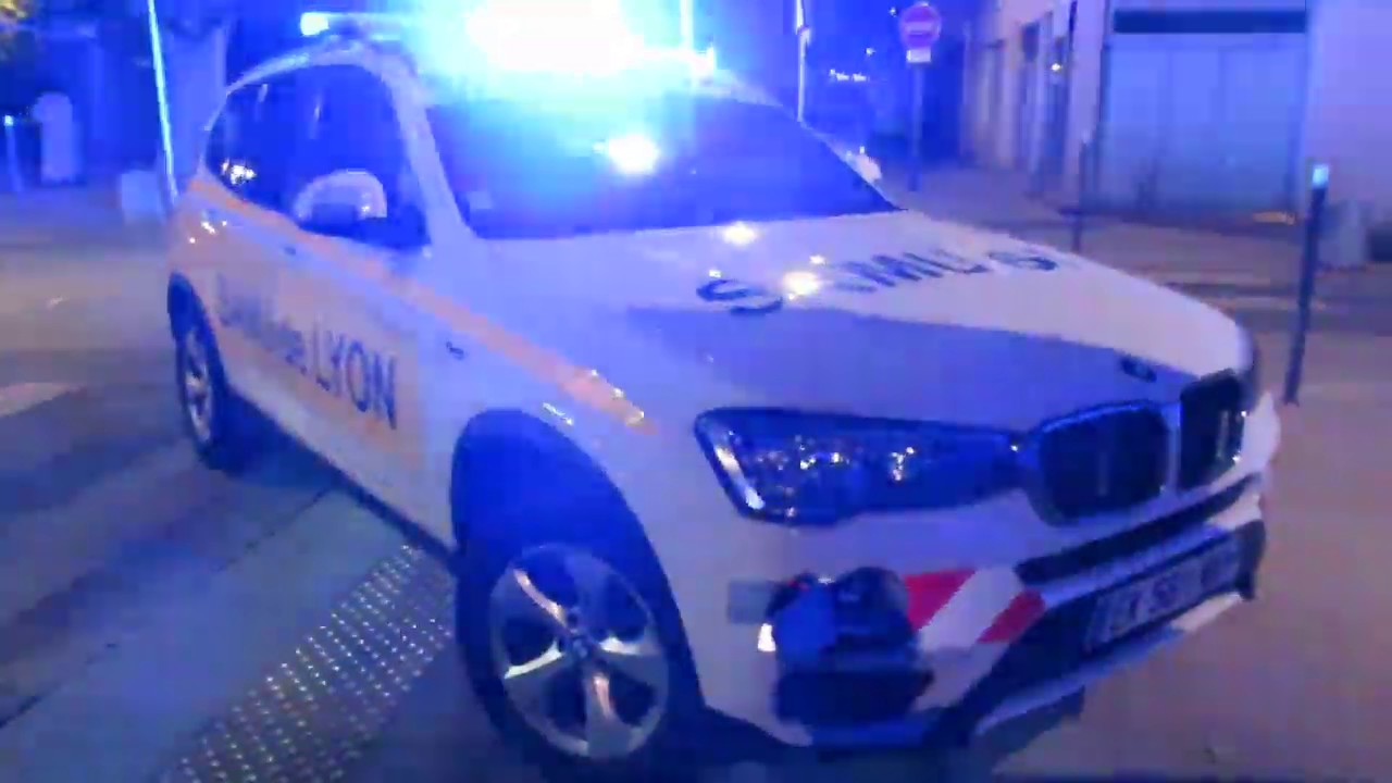 Samu 69 Bmw de Lyon en intervention