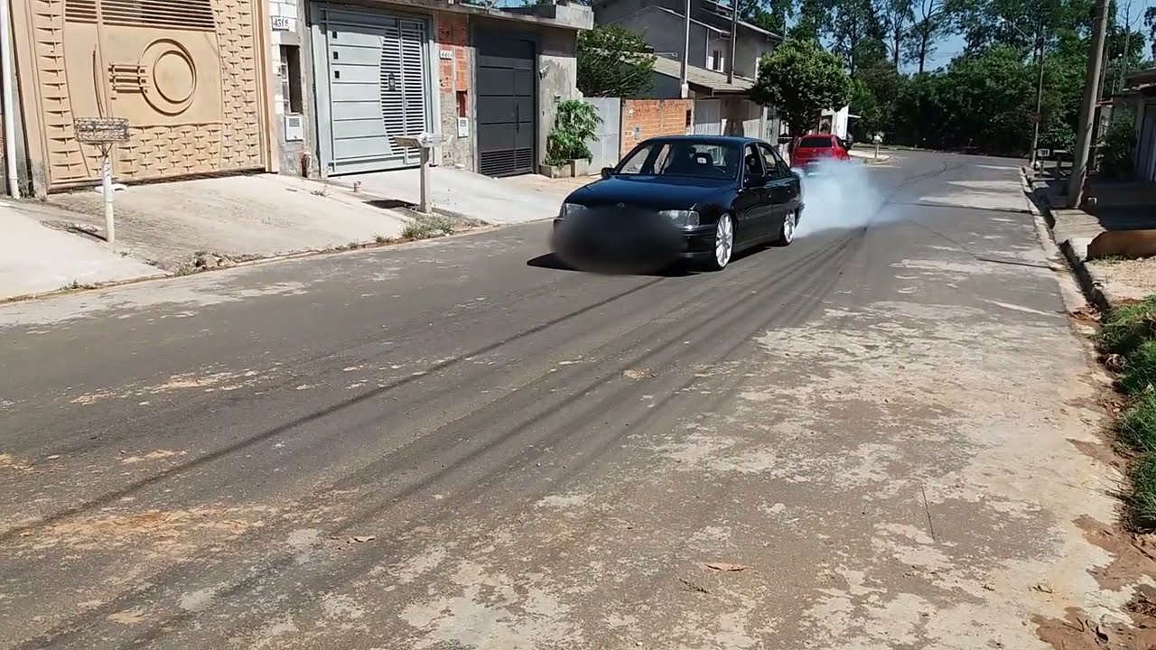 Chevrolet Omega CD 4.1, Burnout Monstro