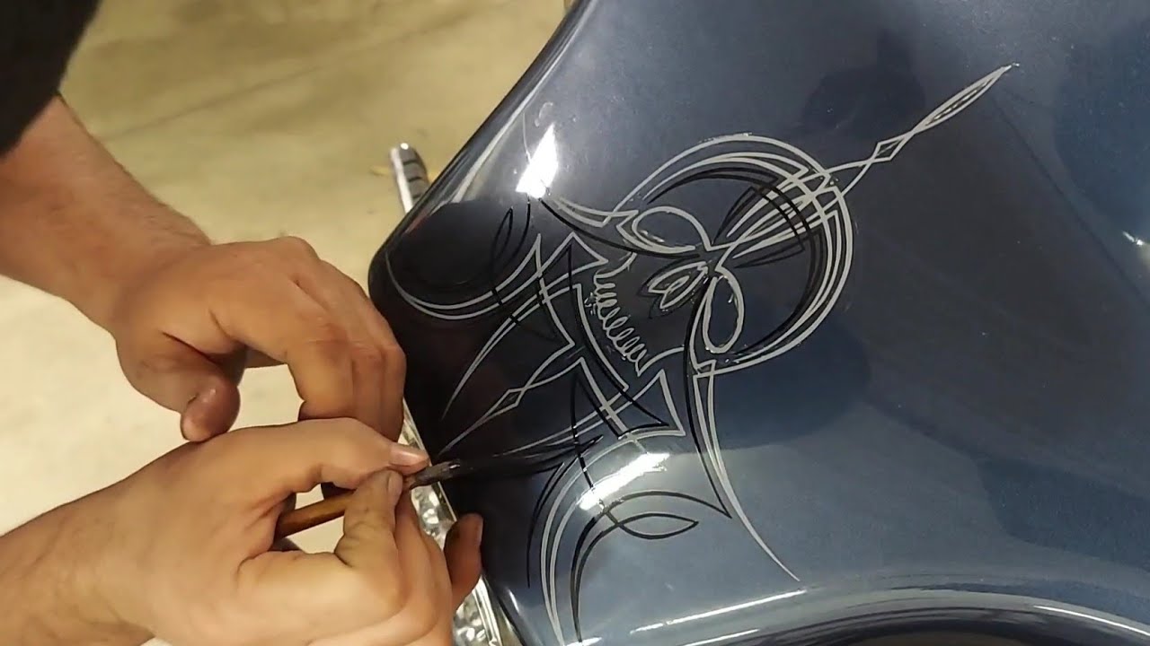 Freehand Pinstriping on a Harley
