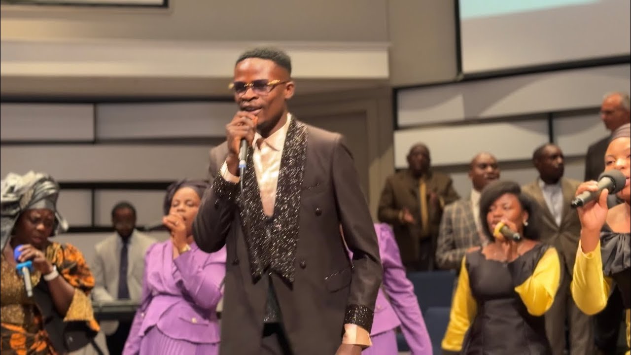 THE WAY PENTECOSTAL CHURCH PRAISE