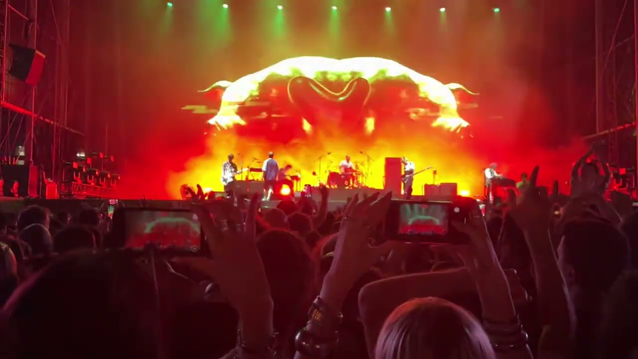 Fontaines D.C. - Starburster - Live Release Athens 2025 - 27-7-2025