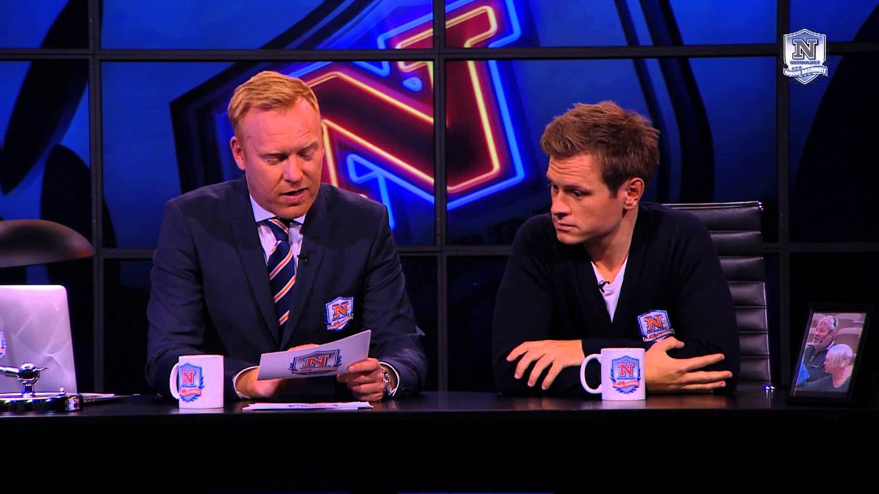Piger kan godt spille fodbold men ikke juble