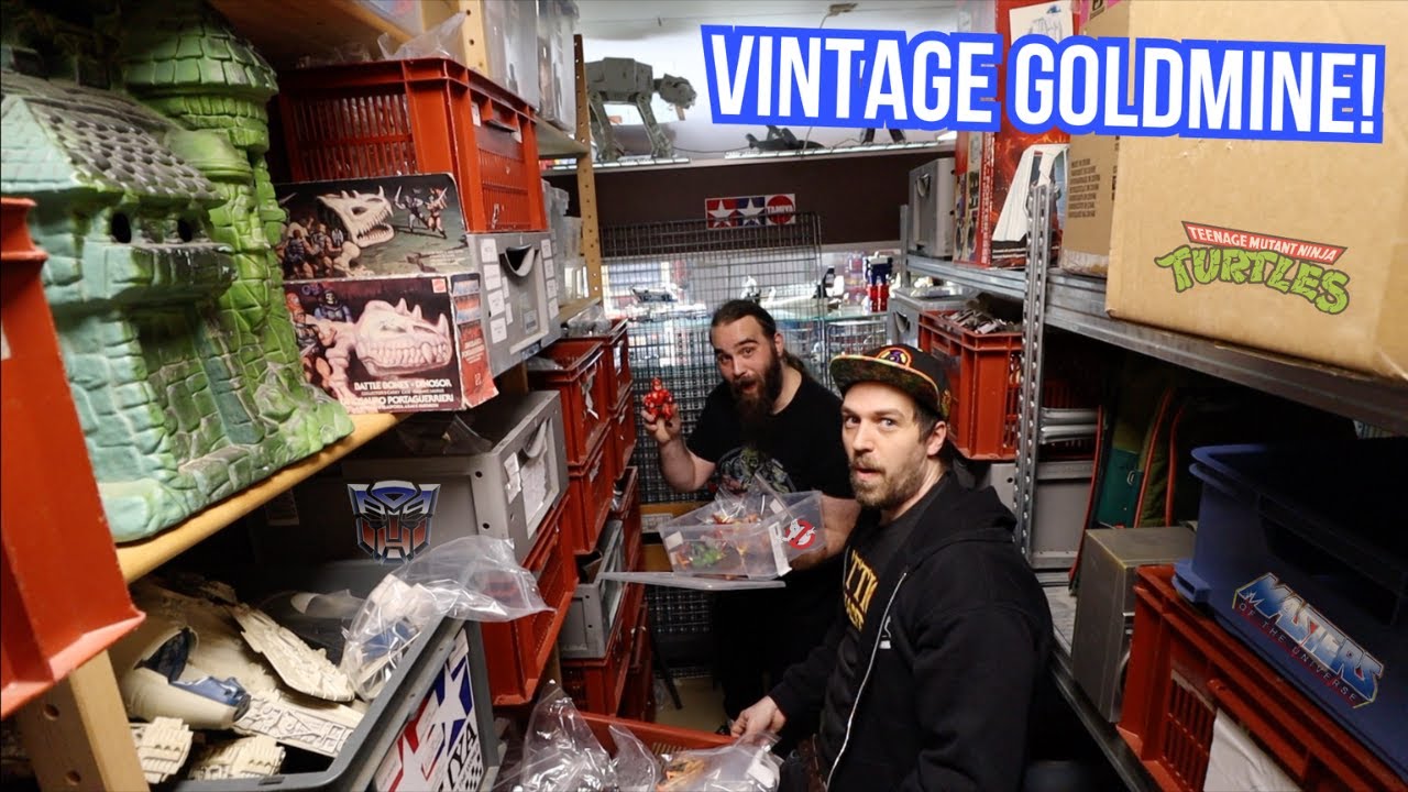 They're SITTING ON A GOLDMINE! Toy Hunting At De Toy Boys!