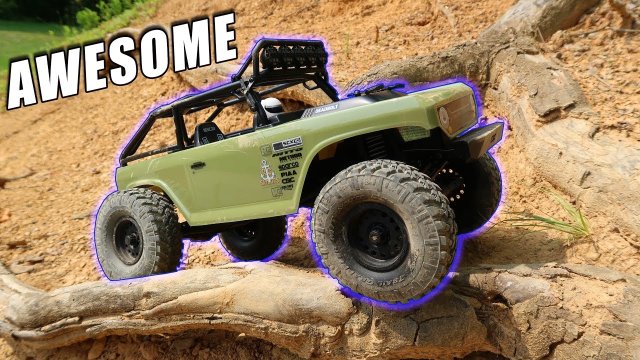 AWESOME! RC Crawler VS DIRT HILL - Axial SCX10 II Deadbolt - TheRcSaylors