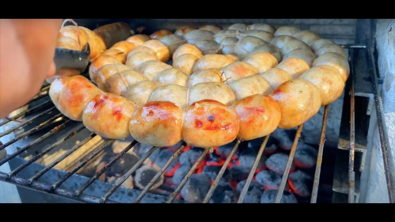 Home made Thai Isan Sausage (Sai Krok Isan) ထိုင်းဝက်အူချောင်း