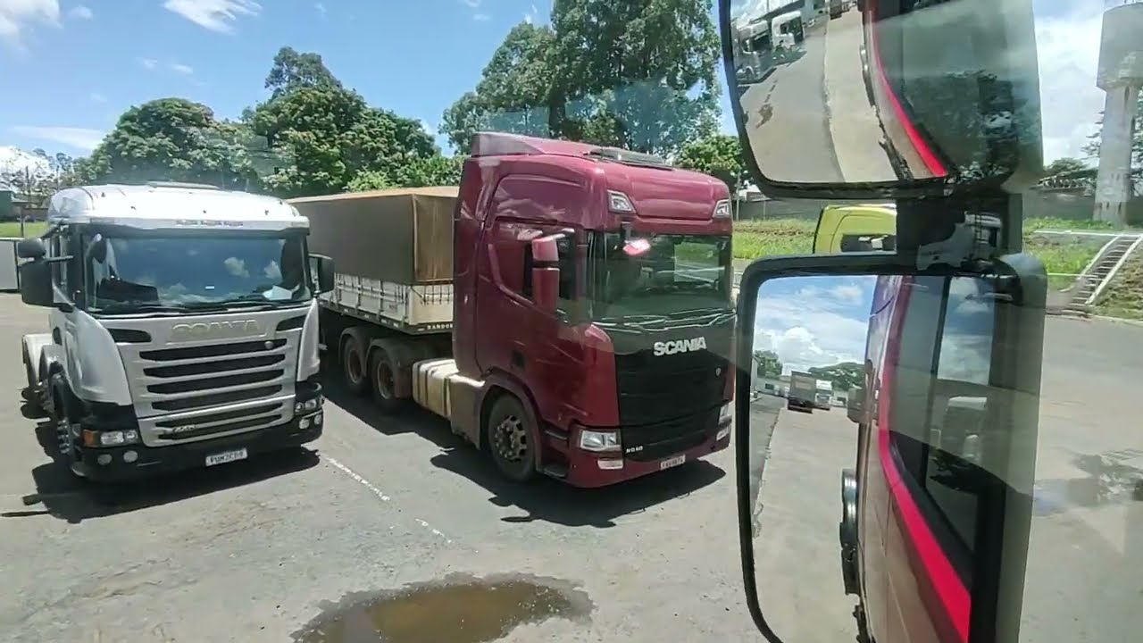 Funções de cada botão no painel do novo Scania Plus