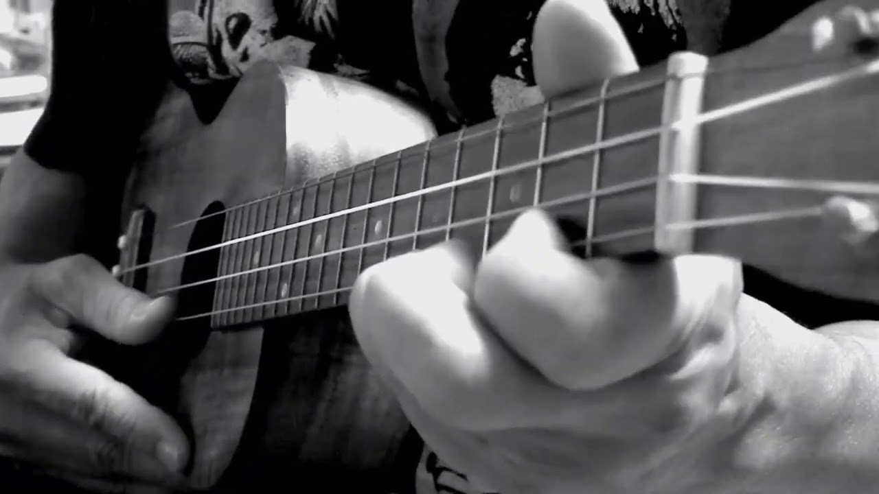 That's All Right Mama (Elvis Presley) ukulele rendition