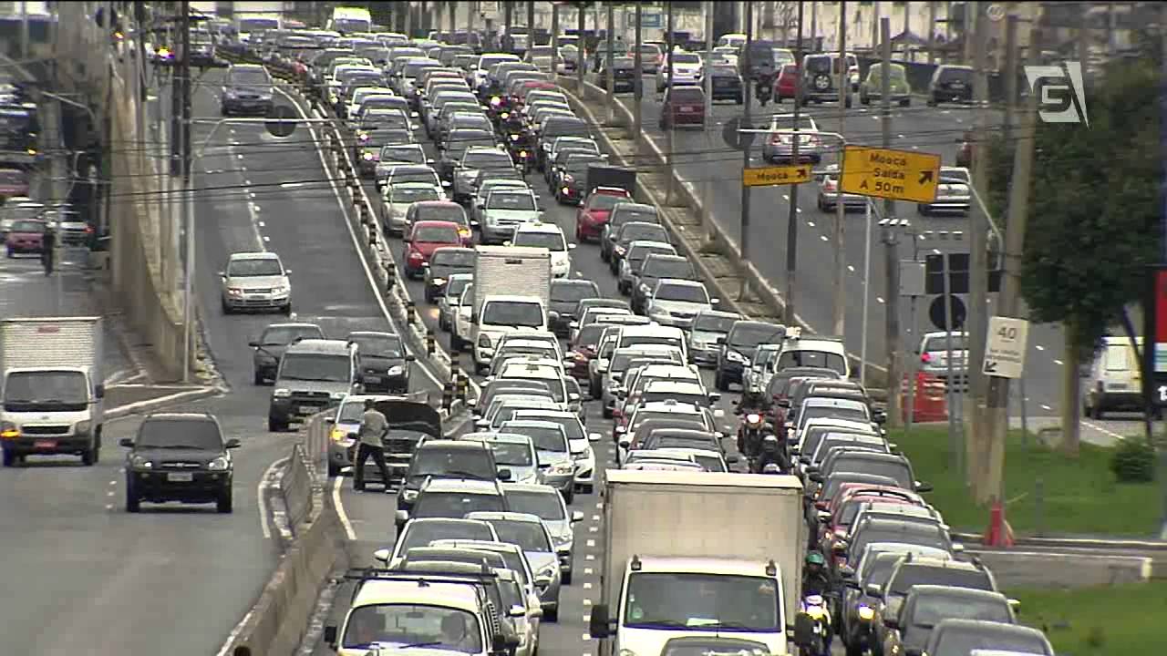 São Paulo bate recorde de congestionamento