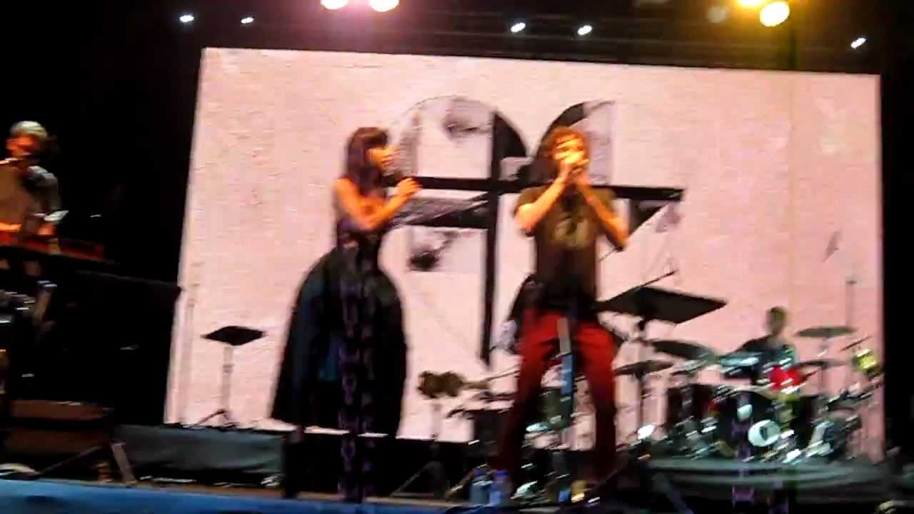 LANEWAY 2013: Gotye - Somebody That I Used to Know ft. Kimbra LIVE (Singapore)