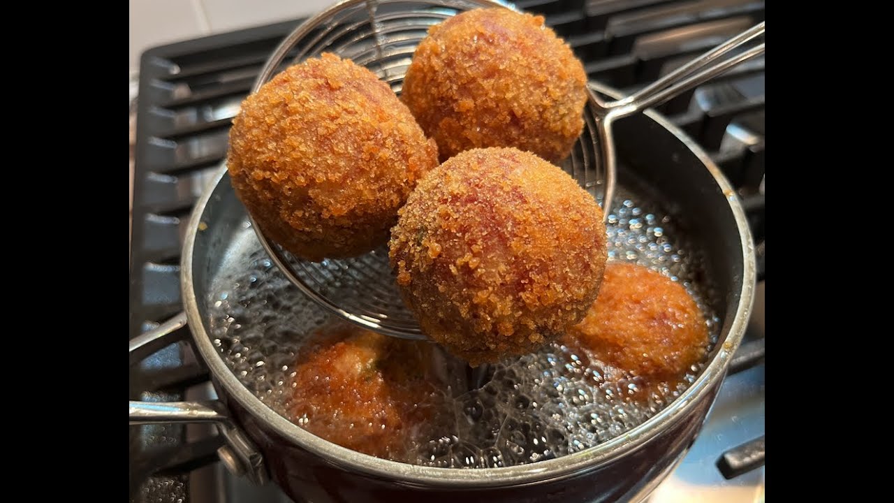 Stuffed Ghana/Nigeria style Yam Balls 😋| Yam Croquette #yamrecipe #cornedbeef #tuna #yamballrecipe