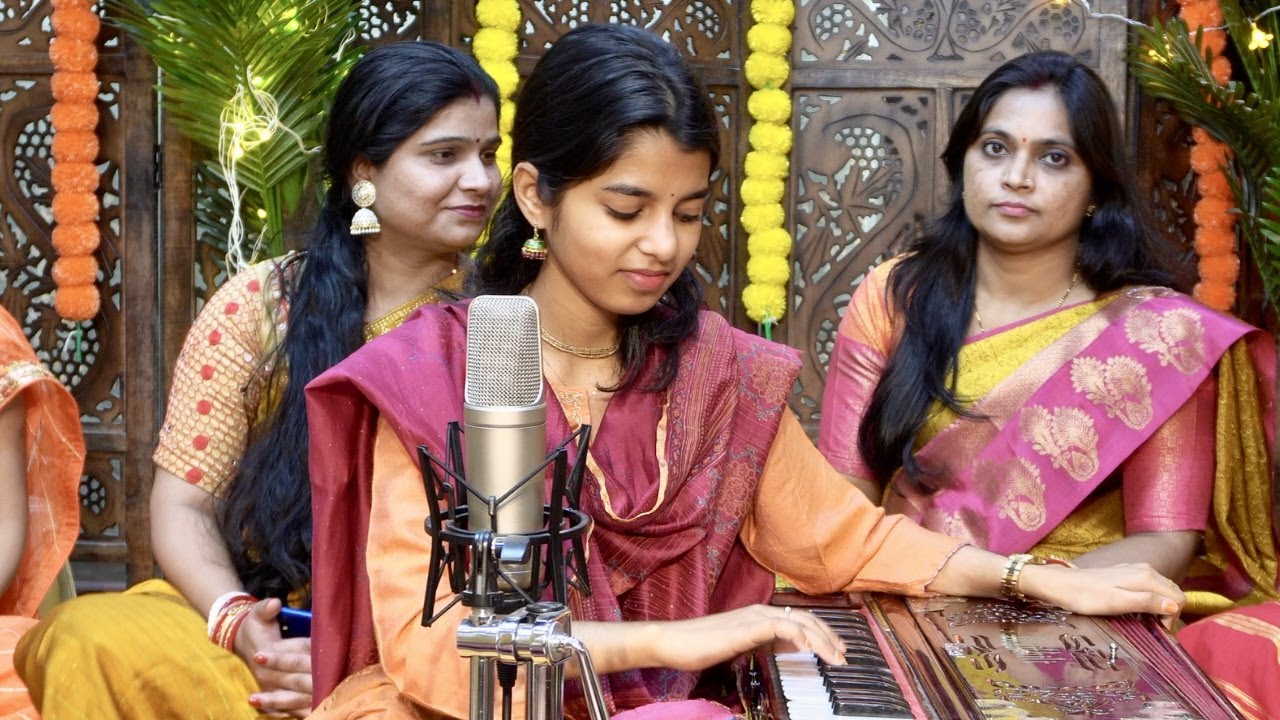 डिम डिम डमरू बजावेला हमार जोगिया (भोला बाबा के नचारी) - Maithili Thakur