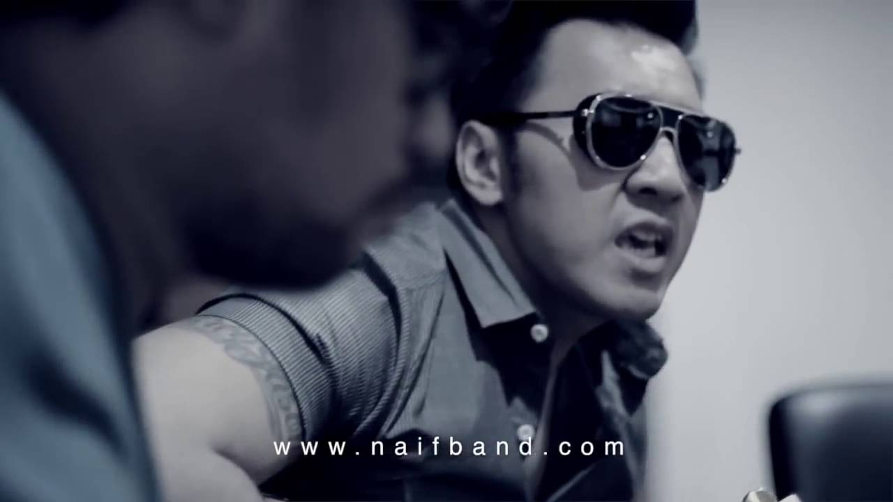 NAIF 'Tersenyumlah' Backstage Version