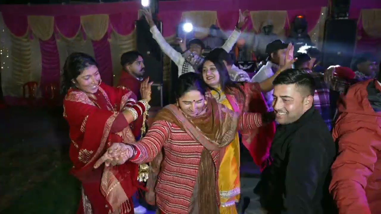 Teri Meri Jodi jive dudh te malai aa....