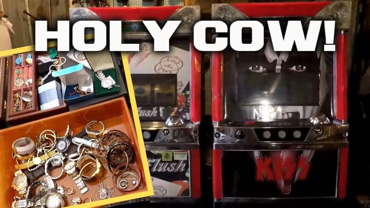 Storage Locker Auction Finds #2 Slot Machines, Jewelry, Watches, Bubblegum Machine