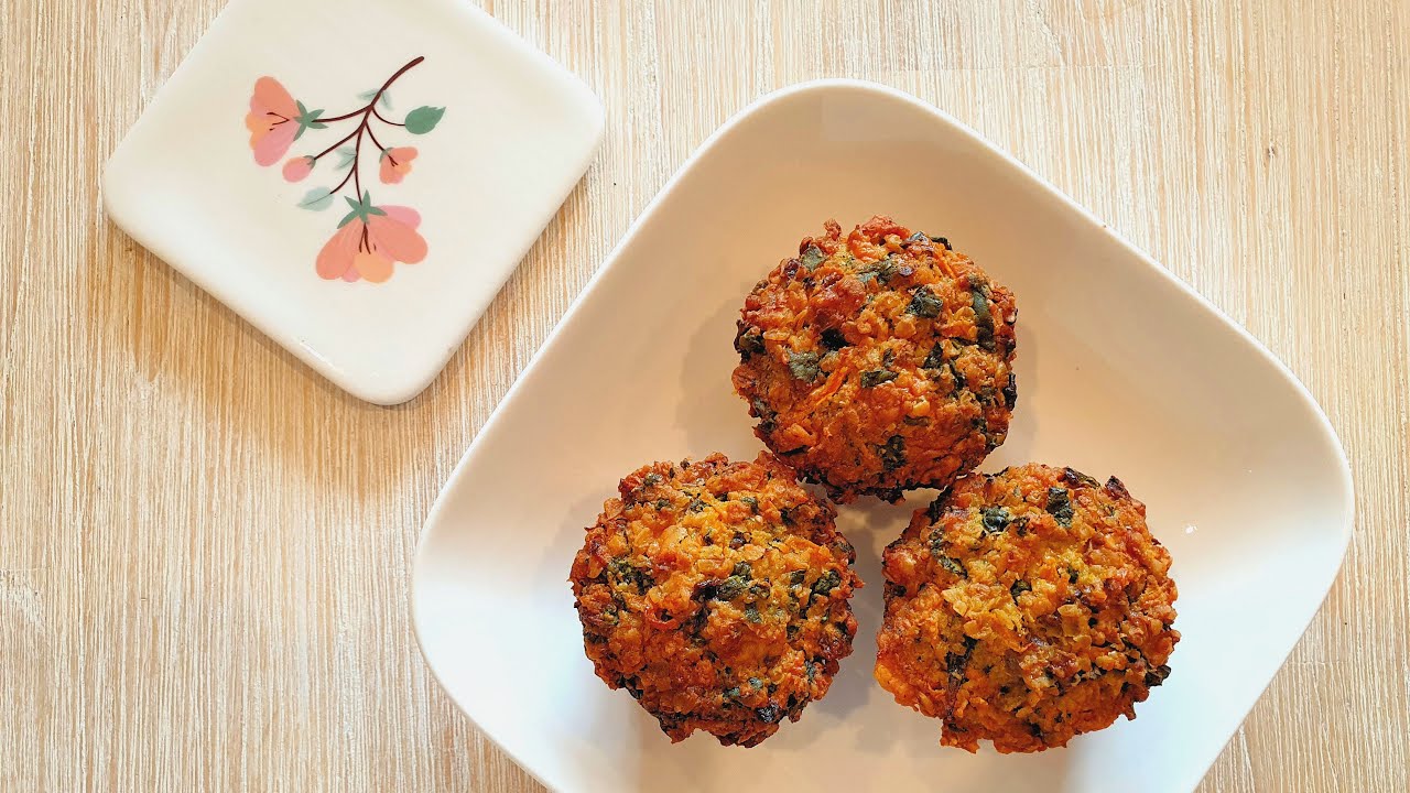 Healthy baked breakfast oats muffins | baked savoury oatmeal muffins | how to bake a oat muffin