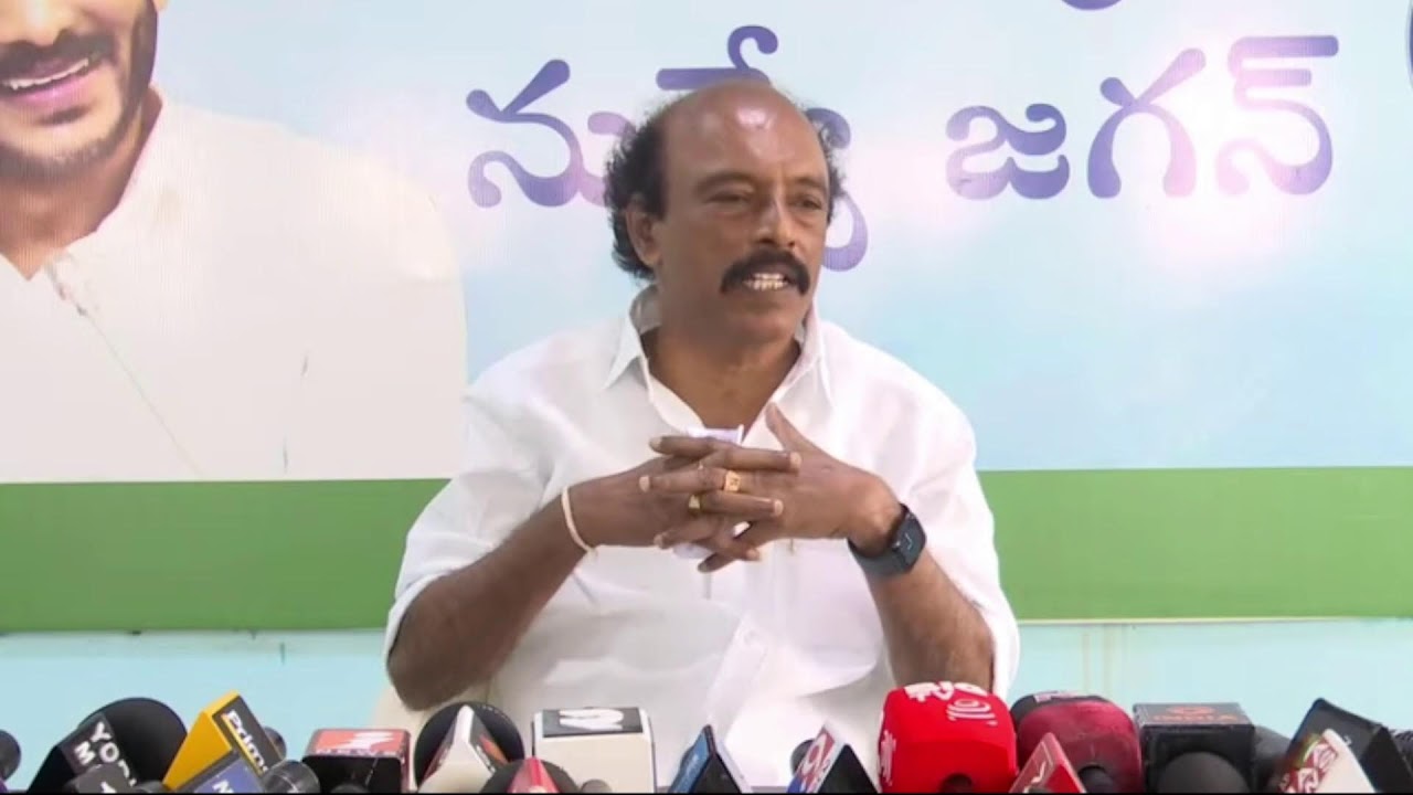 Live🔴:  YSRCP Ex.MLA Y.Visweswara Reddy press meet from Uravakonda