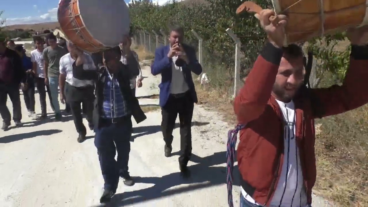 çorum İskilip Karaburun köyü düğün bşlangıcı (part 1)